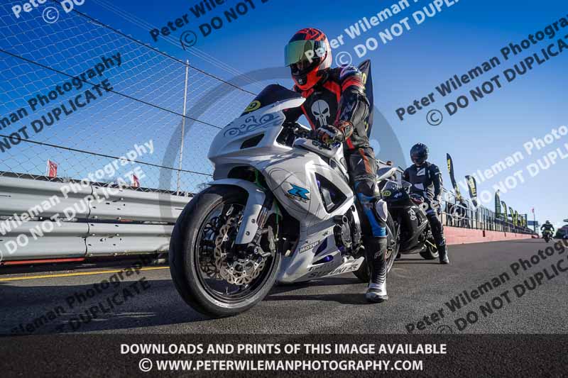 donington no limits trackday;donington park photographs;donington trackday photographs;no limits trackdays;peter wileman photography;trackday digital images;trackday photos